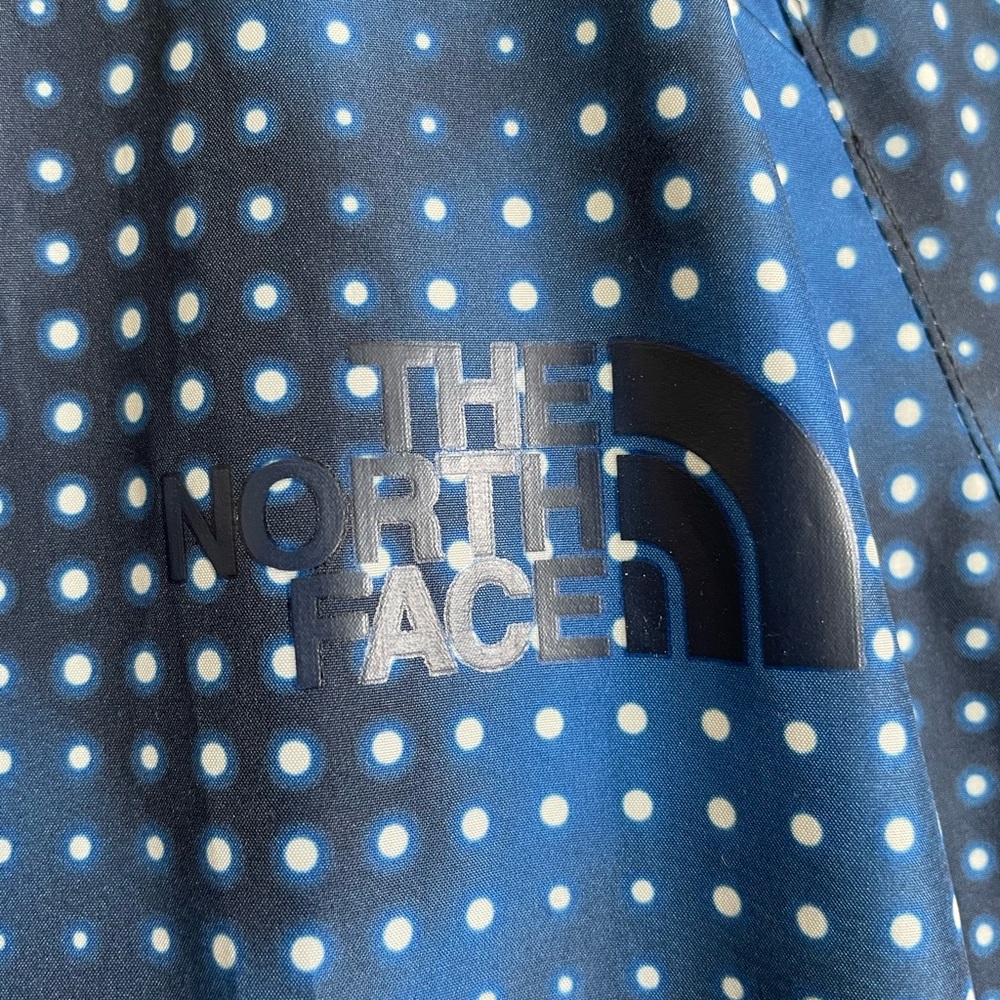 Northface Lightweight Windbreaker - image 3